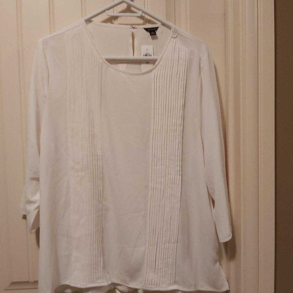 COPY - Brand new Ann Taylor Top